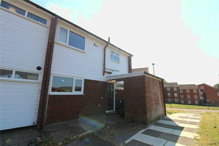 3 Bedroom End Of Terrace House To Rent In Wardle Edge, Rochdale, Greater Manchester, OL12