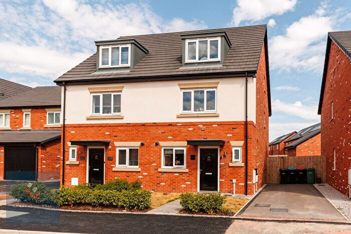 3 Bedroom Semi-Detached House For Sale In Salt Drive, Wincham, CW9
