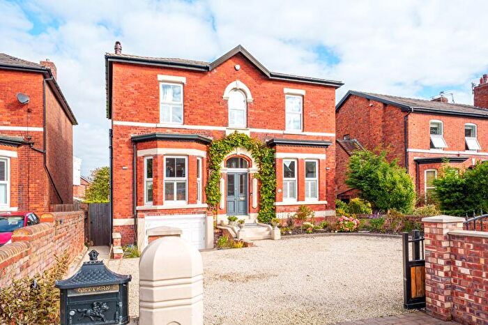 5 Bedroom Villa To Rent In Golf Open - Crescent Road, Birkdale - Sleeps (walking Distance To Golf), PR8