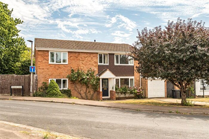4 Bedroom Detached House For Sale In Wellpond Close, Sharnbrook, Bedfordshire, MK44