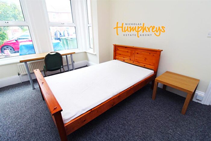 6 Bedroom Terraced House To Rent In Stafford Road, Southampton, SO15