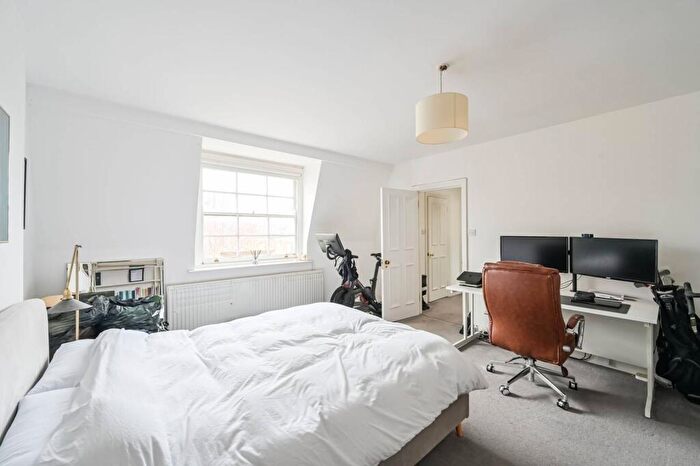 2 Bedroom Flat To Rent In Kelross Road, Highbury, London, N5