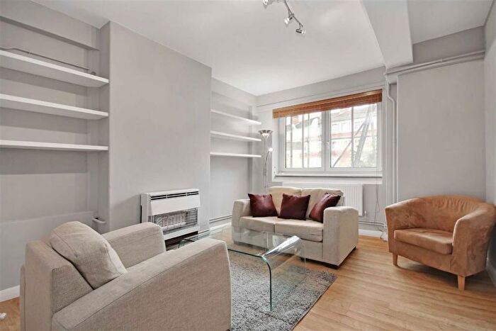2 Bedroom Flat To Rent In Arnold Estate, Druid Street, London, SE1