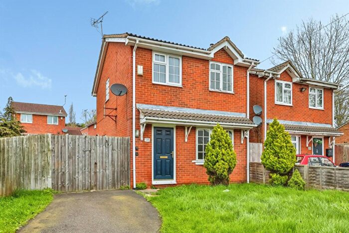 3 Bedroom Detached House For Sale In Basford Road, Nottingham, NG6