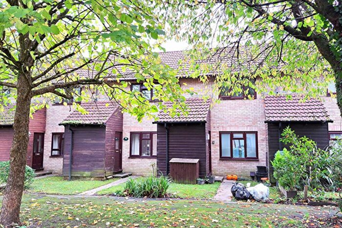 2 Bedroom Terraced House For Sale In Eastlands, BH25