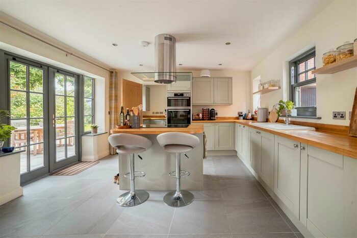 4 Bedroom Detached House For Sale In Mundesley, NR11