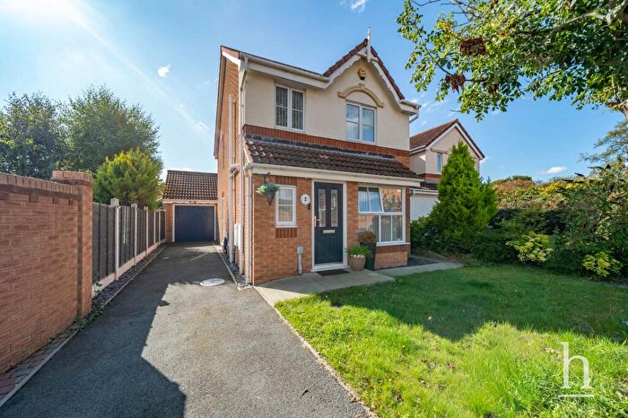 3 Bedroom Detached House For Sale In Warrender Drive, Prenton, CH43
