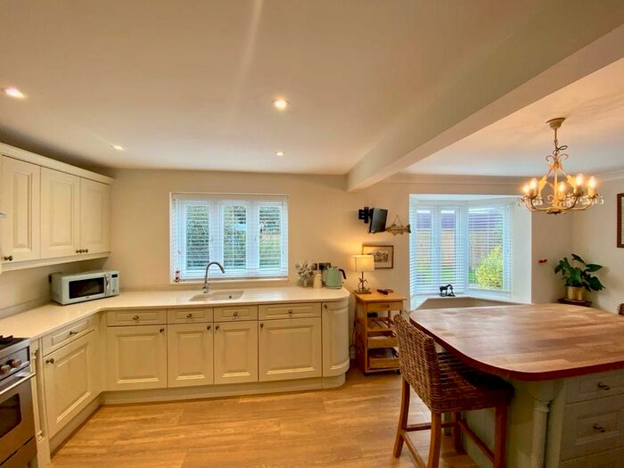 4 Bedroom Detached House For Sale In Moorlay Crescent, Winford, Bristol, BS40