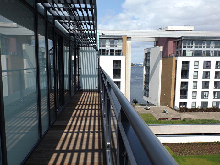 1 Bedroom Apartment To Rent In Douglas House, Ferry Court, Cardiff Bay, CF11