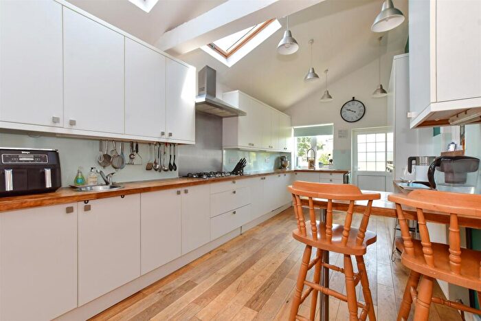 4 Bedroom Detached House For Sale In The Avenue, Kingsdown, Deal, Kent, CT14