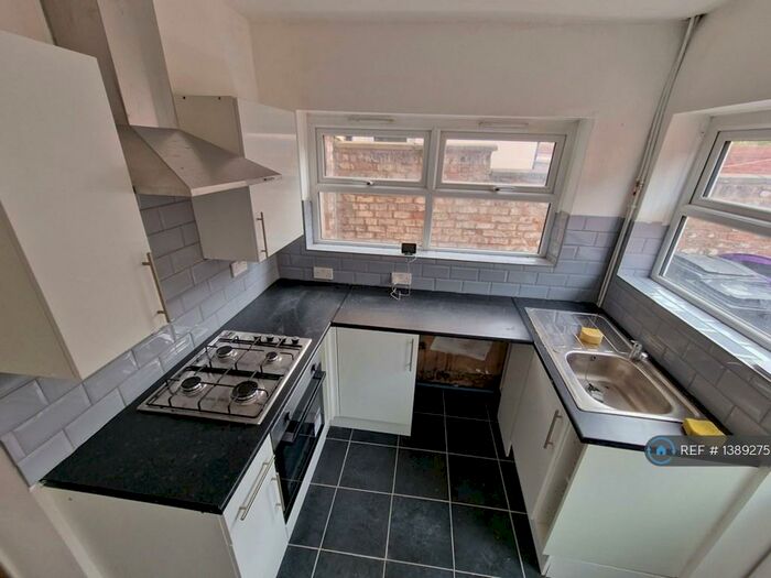 3 Bedroom Terraced House To Rent In Paterson Street, Birkenhead, CH41
