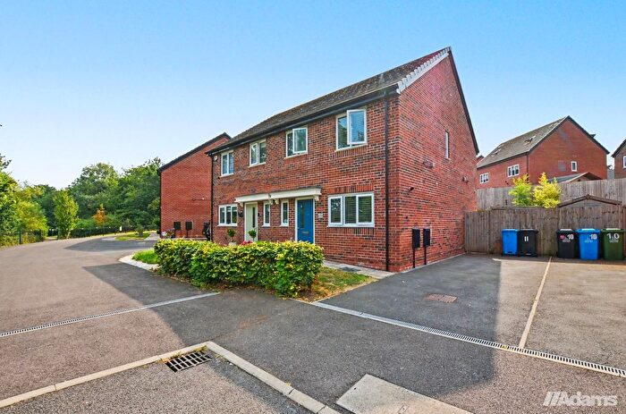3 Bedroom Semi Detached House For Sale In Tolleson Road, Runcorn, WA7