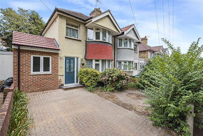 3 Bedroom Semi Detached House For Sale In Lodge Hill, Welling, Kent, DA16