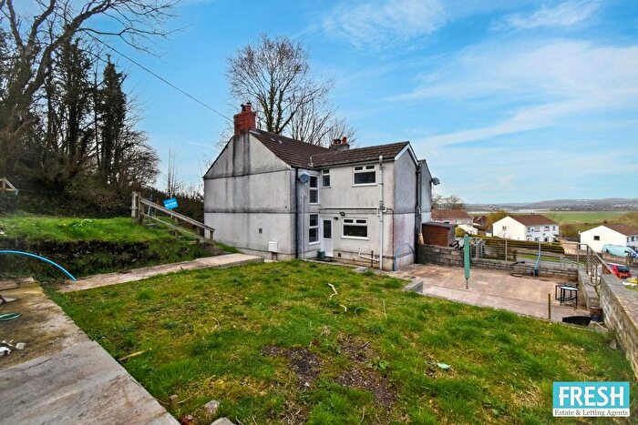 2 Bedroom Semi-Detached House For Sale In Maes Y Glenyn, Penclawdd, Swansea, SA4