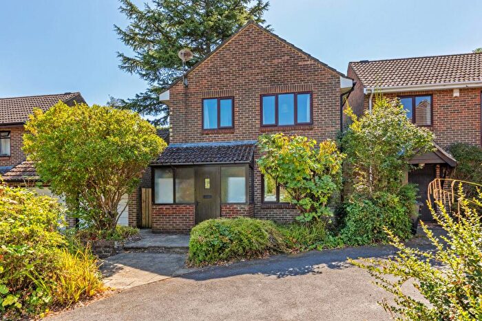 3 Bedroom Detached House For Sale In Nursery Gardens, Winchester, SO22
