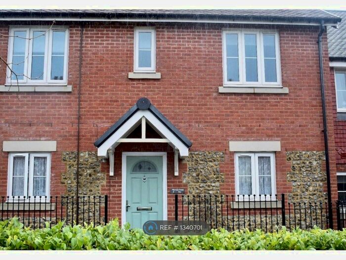 1 Bedroom Flat To Rent In Picket Twenty Way, Andover, SP11