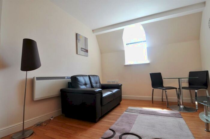 1 Bedroom Flat To Rent In The Corner House, Godwin Street, Bradford, BD1