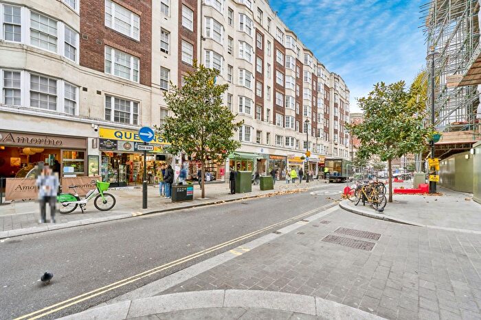 3 Bedroom Flat For Sale In Queensway, London, W2