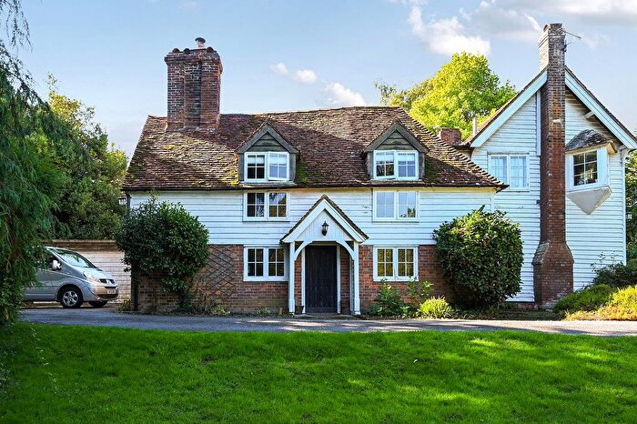 4 Bedroom Detached House For Sale In Mill Street, Iden Green, Cranbrook, TN17