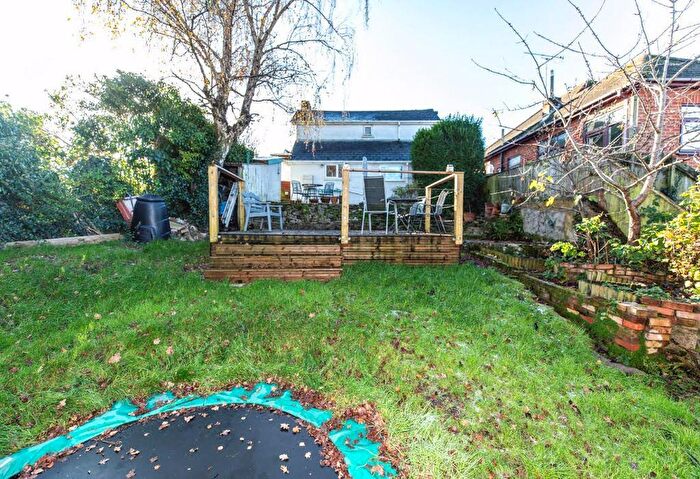 2 Bedroom Cottage For Sale In Malvern Road, Bournemouth, Dorset, BH9