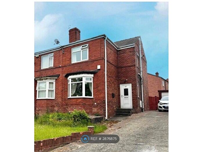 3 Bedroom Semi-Detached House To Rent In Worry Goose Lane, Rotherham, S60