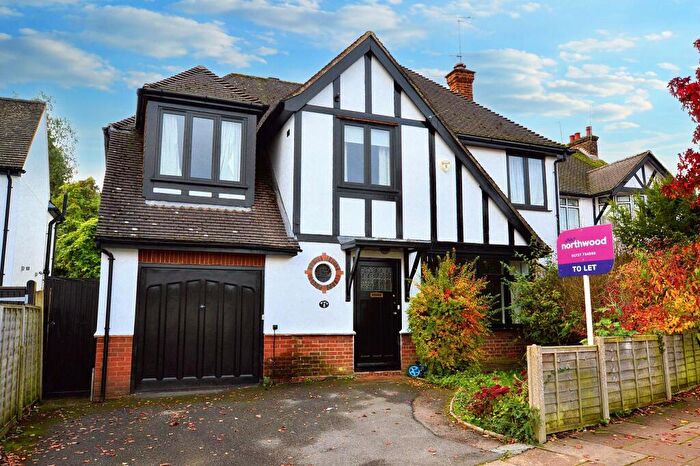 4 Bedroom Detached House To Rent In Flora Grove, St Albans, AL1