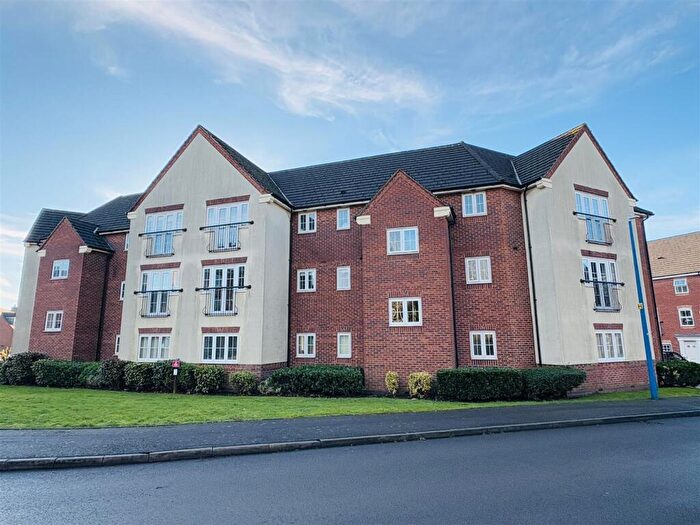 2 Bedroom Flat To Rent In Glaslyn Avenue, Rowley Regis, B65