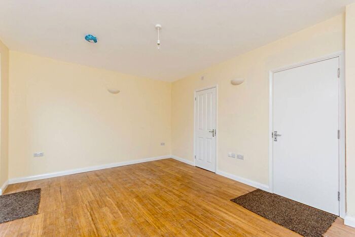 4 Bedroom Property To Rent In Abernethy Road, Lee, London, SE13