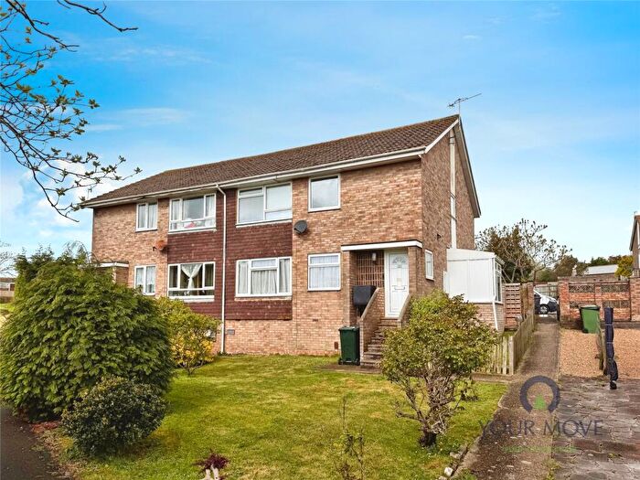 2 Bedroom Maisonette To Rent In Shakespeare Walk, Eastbourne, East Sussex, BN23