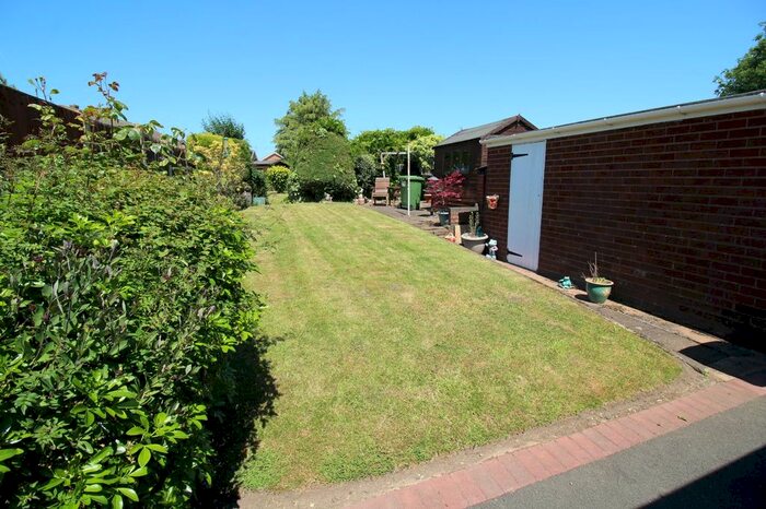 2 Bedroom Bungalow For Sale In Wolvey Road, Bulkington, Bedworth, Warwickshire, CV12