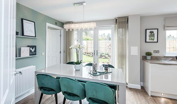 4 Bedroom Detached House For Sale In Auchinleck Road Robroyston Glasgow, G33