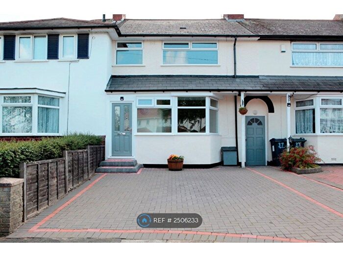 3 Bedroom Terraced House To Rent In Riley Road, Birmingham, B14