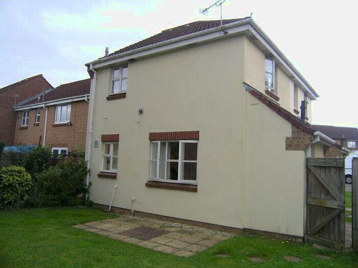 1 Bedroom House To Rent In Phillip Close, Devizes, SN10