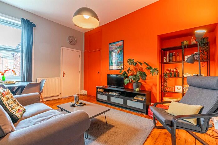 2 Bedroom Flat To Rent In Warton Terrace, Heaton, NE6