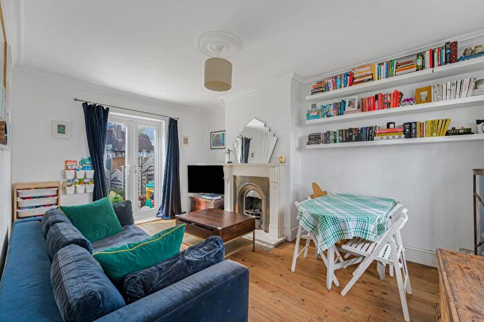 3 Bedroom Terraced House For Sale In Martin Bowes Road, Eltham, London, SE9