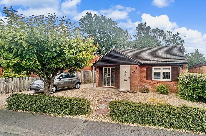 2 Bedroom Detached Bungalow For Sale In Chippendale Road, Lincoln, LN6