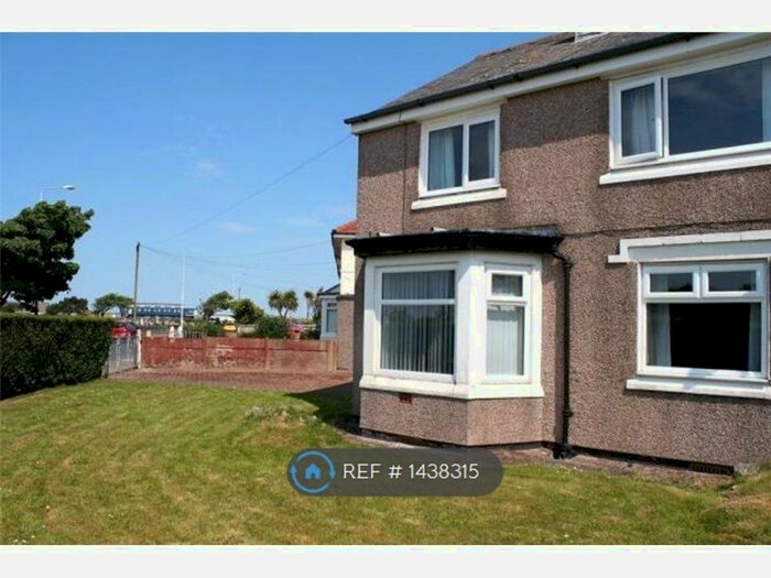 3 Bedroom Semi-Detached House To Rent In Beach Road, Fleetwood, FY7