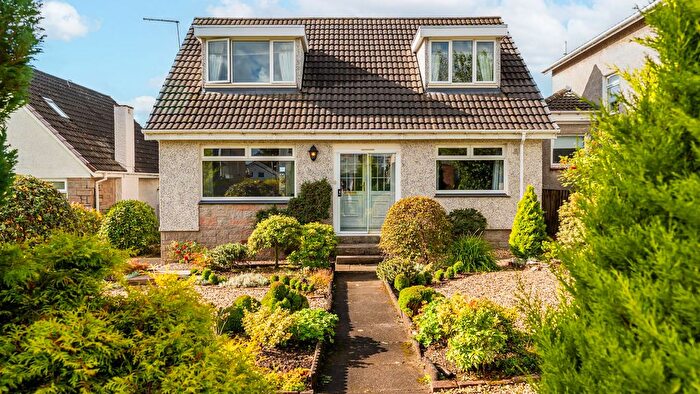 4 Bedroom Detached House For Sale In Lubnaig Gardens, Bearsden, G61