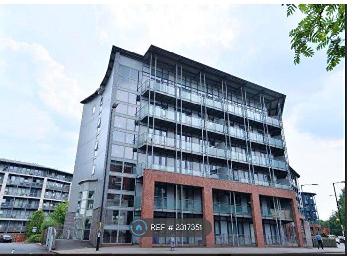 2 Bedroom Flat To Rent In Bath Row, Birmingham, B15