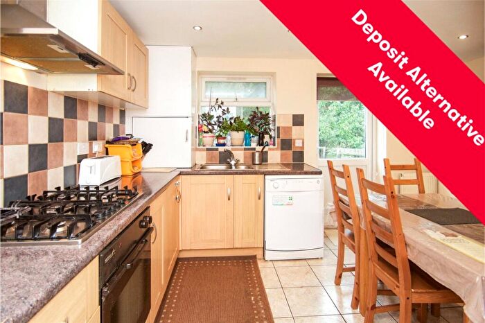 4 Bedroom Terraced House To Rent In Annesley Avenue, London, NW9
