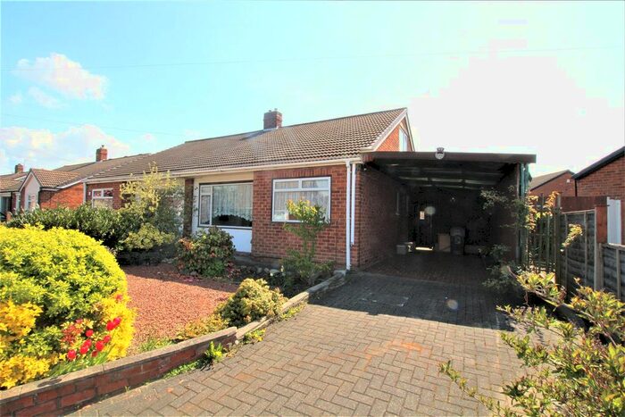 2 Bedroom Semi-Detached Bungalow To Rent In Medbourne Gardens, Middlesbrough, TS5