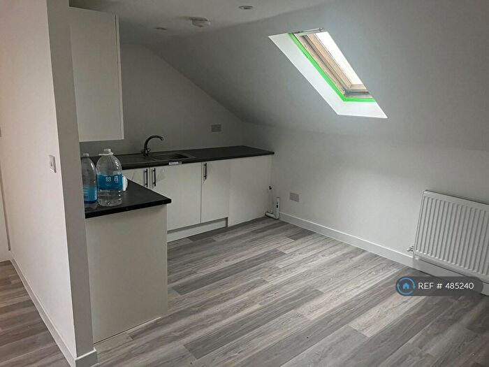1 Bedroom Flat To Rent In West Main Street, Harthill, ML7