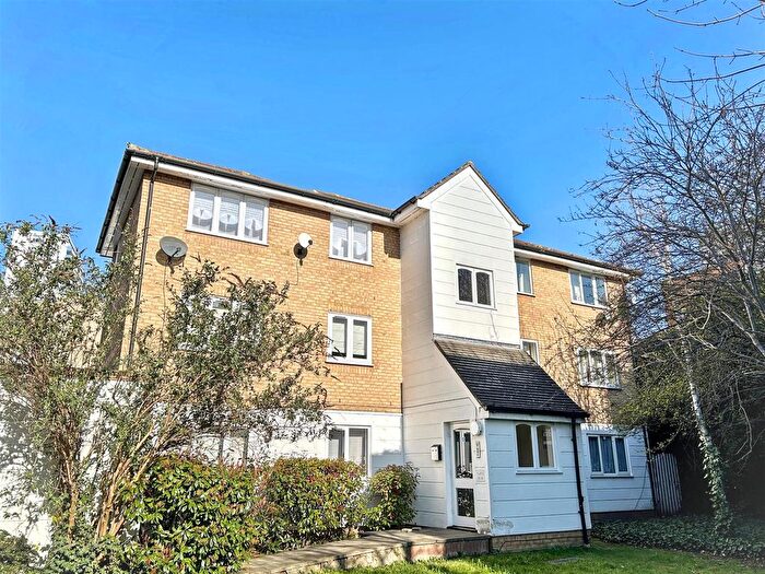 1 Bedroom Flat For Sale In Carolina Close, London, E15