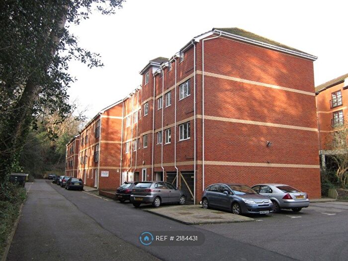 2 Bedroom Flat To Rent In The Larches, St. Leonards-On-Sea, TN37