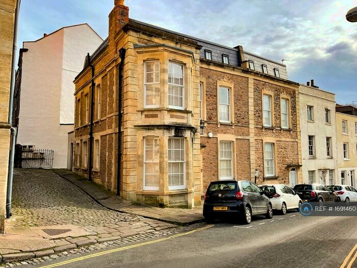 4 Bedroom End Of Terrace House To Rent In Sion Place, Bristol, BS8