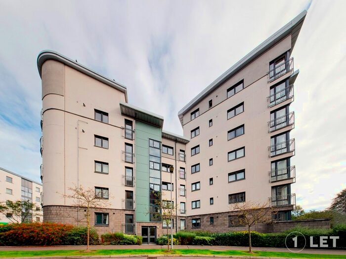 2 Bedroom Flat To Rent In Lochend Park View, Leith, Edinburgh, EH7
