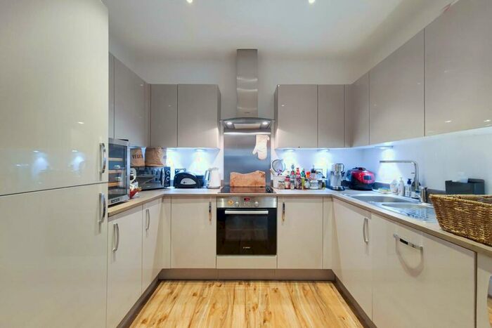 2 Bedroom Flat To Rent In Moy Lane, Woolwich, London, SE18