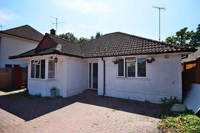 2 Bedroom Detached Bungalow For Sale In Turnoak Avenue, Woking, GU22