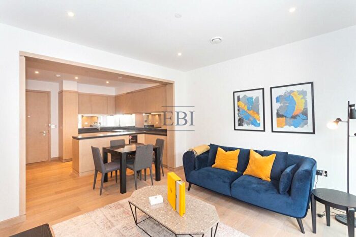 1 Bedroom Apartment To Rent In Legacy Building, Viaduct Gardens, Nine Elms, SW11