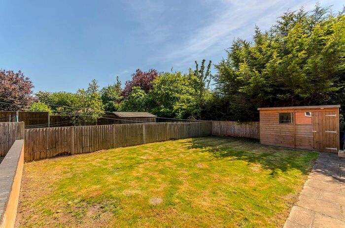 5 Bedroom Semi-Detached House To Rent In Elm Drive, North Harrow, Harrow, HA2